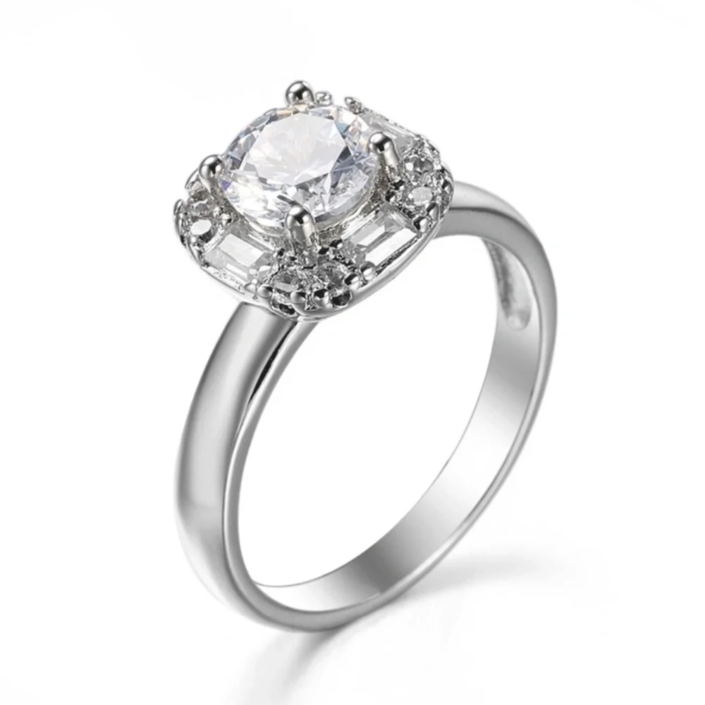 *BEXLEY* Silver x Zircon Fashion Ring Size 8